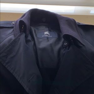 Burberry navy raincoat